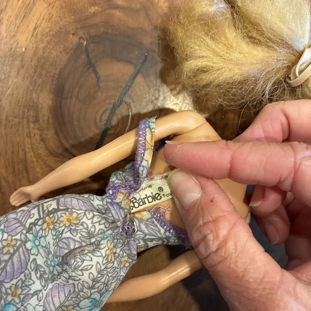 Barbie Twist n’ Turn Doll 1966 Blue Eyes Straight Blonde Hair Philippines Dress‎
